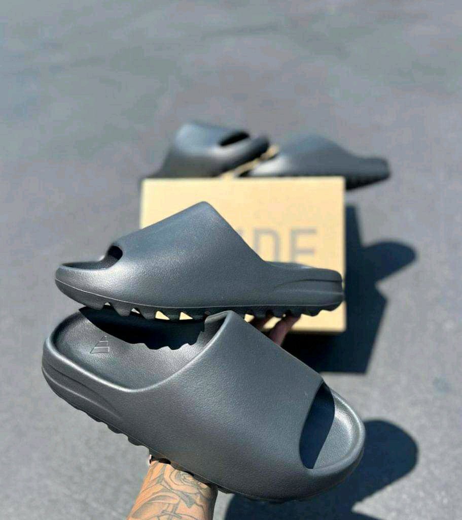 Buy Yezzy Slides Online - Image 14