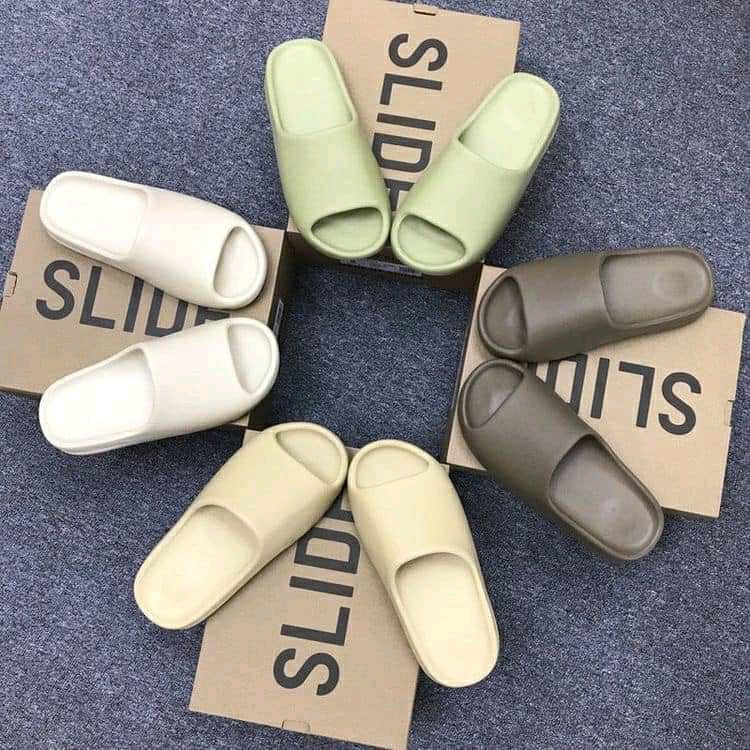 Buy Yezzy Slides Online - Image 7