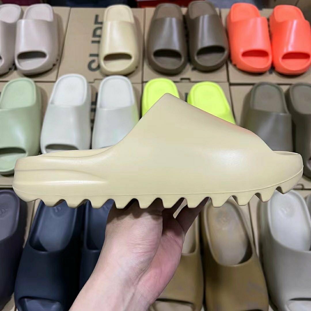 Buy Yezzy Slides Online - Image 3