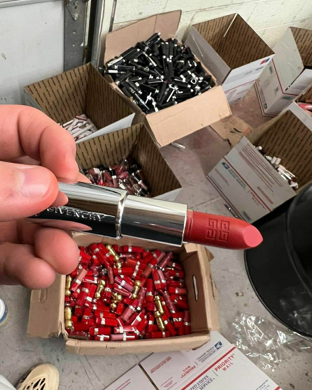 Wholesale Cosmetic Pallets Online - Image 5