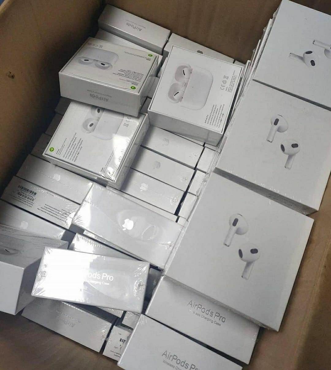 EarPods Pallets For Sale - Image 2