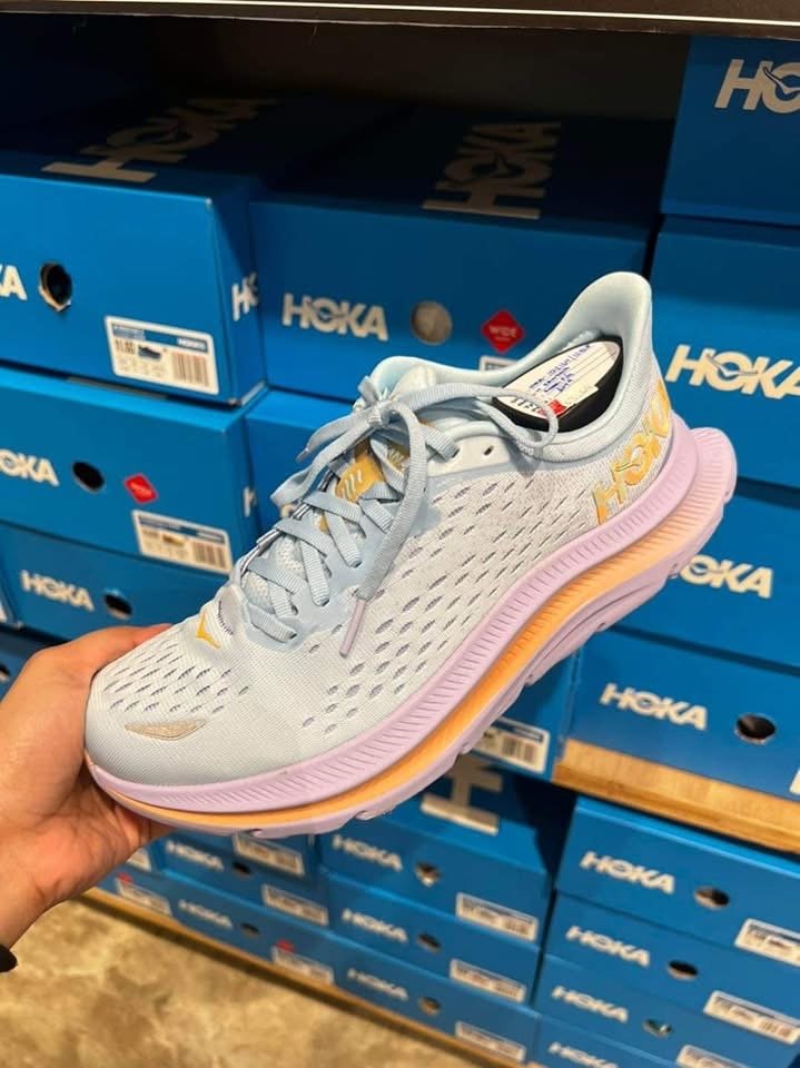 Hoka shoes pallet - Image 4