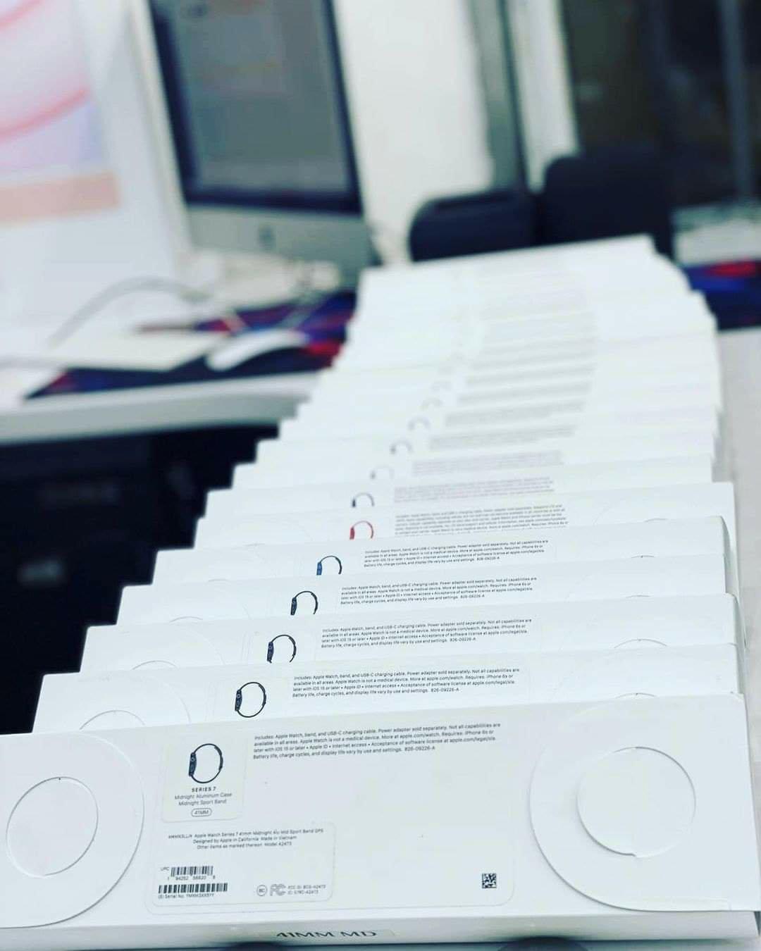 Apple Watch Pallets For Resale