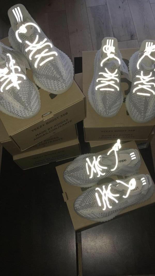 Buy Yeezy Shoes Pallet - Image 21